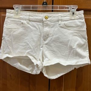 white jean shorts